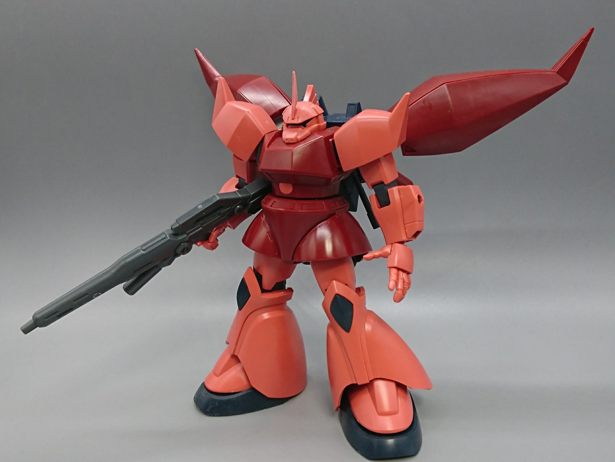 しもん Hguc シャア専用ゲルググ の顔を整形してみました いっぺんやってみたかったんだよねhgのゲルググ好みに改造するの 鼻はランナータグ1枚で幅増し 鼻筋をフラットに 丸みのある頭部を少し面出しして三面構成っぽく アンテナは延長 Gフレームの しもん Hguc シャア専用ゲルググ の顔を整形してみました いっぺんやってみたかったんだよねhgのゲルググ好みに改造するの 鼻はランナータグ1枚で幅増し 鼻筋をフラットに 丸みのある頭部を少し面出しして三面構成っぽく アンテナは延長 Gフレームの