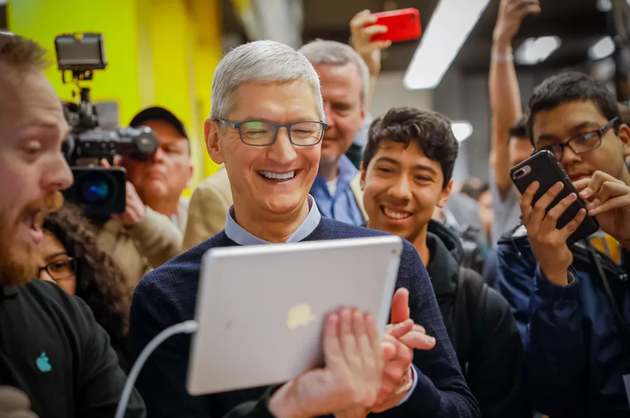 Gizchina's tweet photo. Apple Still Developing New Products Such As Low-Cost iPad
#Apple #iPad #iPhone2 https://t.co/uyXKotrS6d https://t.co/ytXz2IyeZT