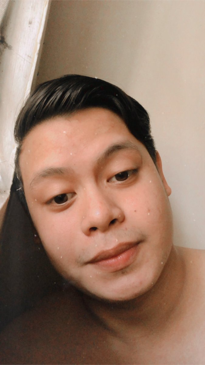 owamazing_'s tweet photo. i’m too hot for u. https://t.co/d6IEhsc1H2