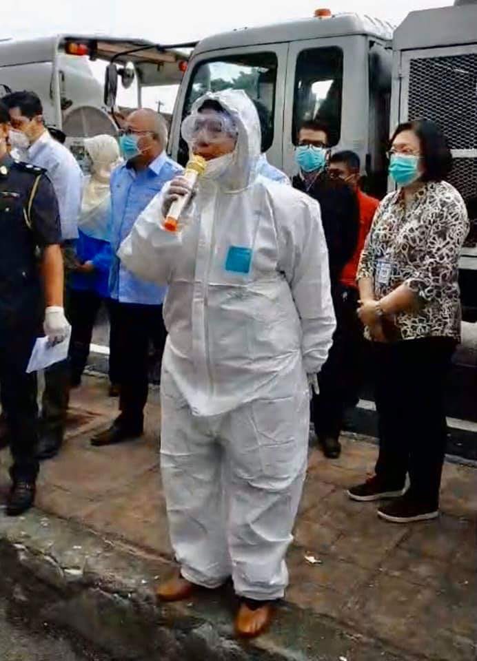 aushal's tweet photo. @zuraida_my YB, got this as a Fwd in my WhatsApp, kudos to you and your team. Thank you for your effort &amp; hard work. Hope we can flatten the curve soon.. Please take care your health... and take extra precautions 🙏 https://t.co/cbfpehKzt8