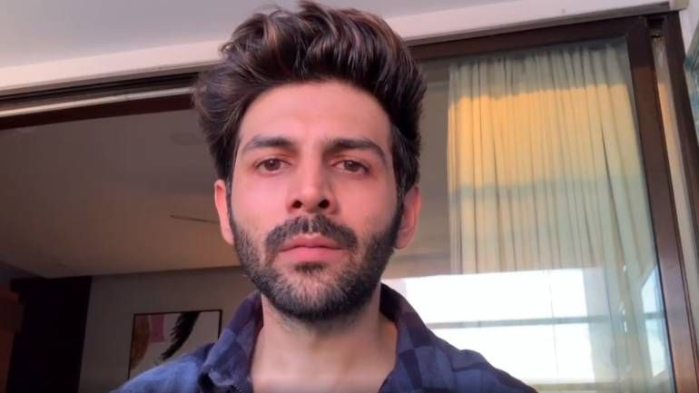 DMsocIndia's tweet photo. Out of sight is out of mind! Brands and Influencers come together to make their presence felt through social media at the time when there is a complete lockdown on shoots!  Read this article to know more! 

#InfluencerMarketing #Branding #KartikAaryan

https://t.co/3GG7ffwmFH https://t.co/0iLp9qjMVy