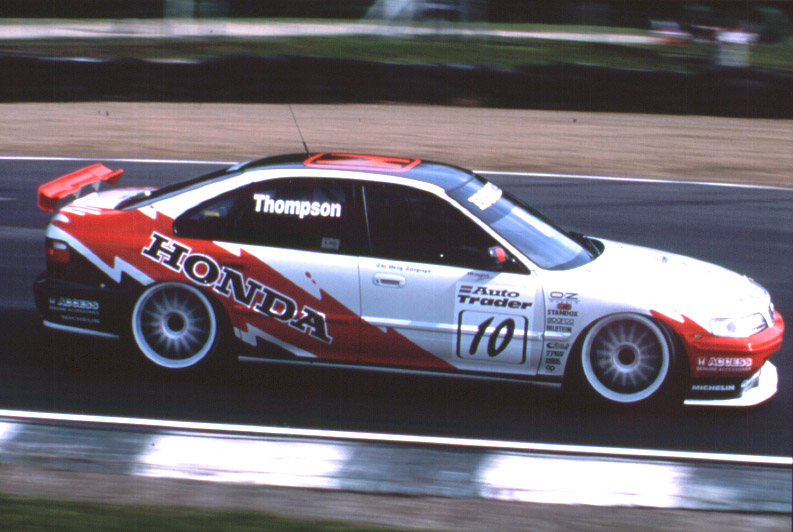 Photo Vintage - Gabriele Tarquini Honda Accord BTCC - James Thompson - Années 1990