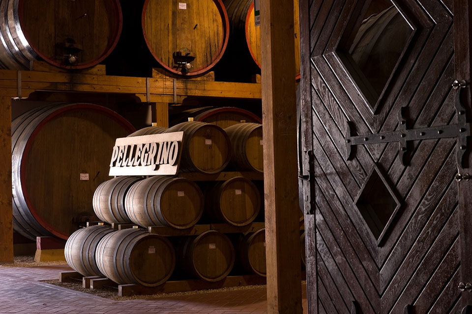 #CantinePellegrino sostiene l’Ospedale di Marsala: Per contrastare l’emergenza COVID-19, le #CantinePellegrino – prestigiosa casa siciliana produttrice di vini bianchi e rossi, passiti di Pantelleria e Marsala – decidono di donare alla struttura pubblica… dlvr.it/RStW6Z