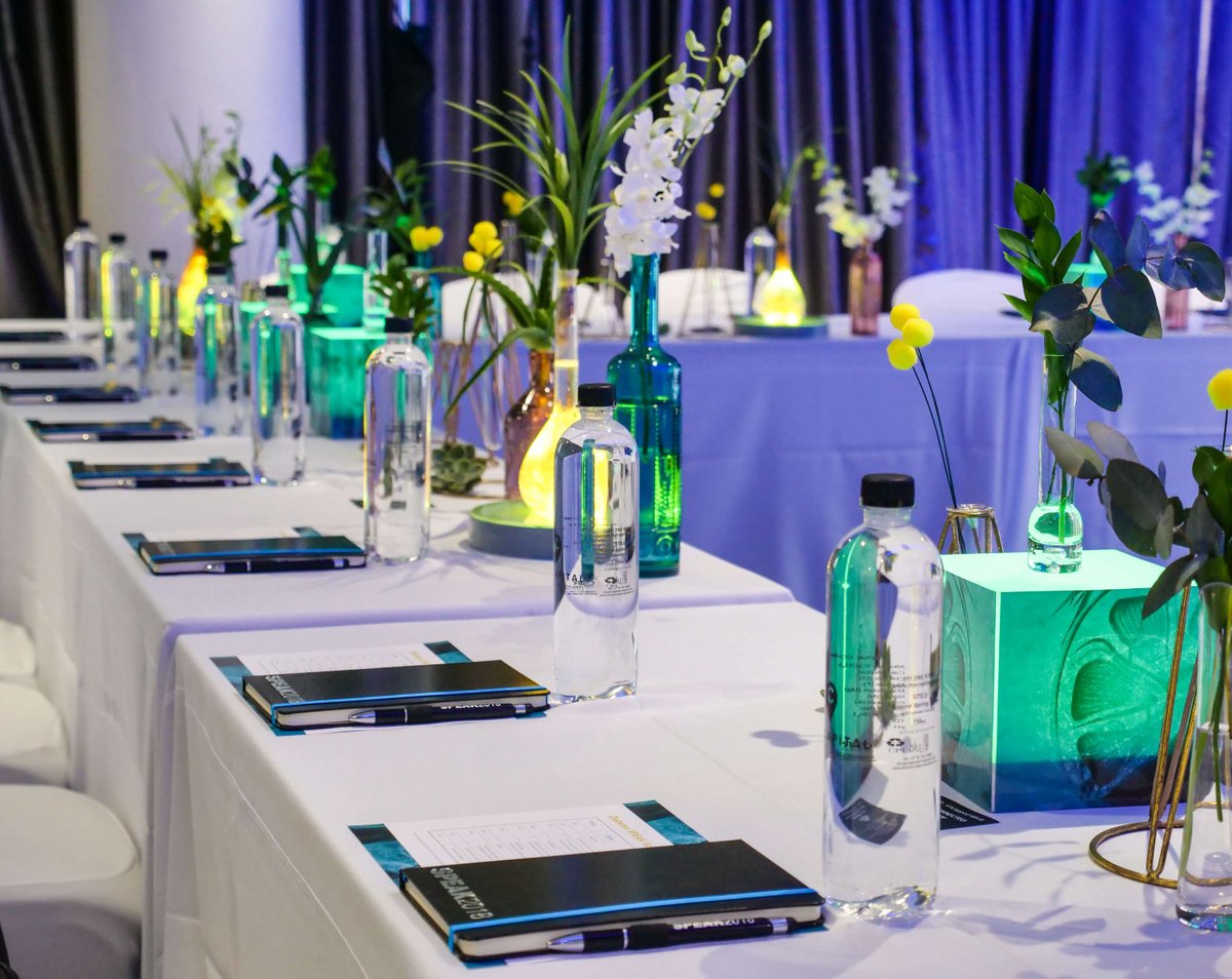 HiSide_Events's tweet image. Conferences don't have to be boring, with the right decor you can take your conference from all business and no-play to a place where ideas can flourish.

#HISIDEEvents #HISIDEGroup #conference #events #eventmanagement #eventplanning #eventing #midyearconference