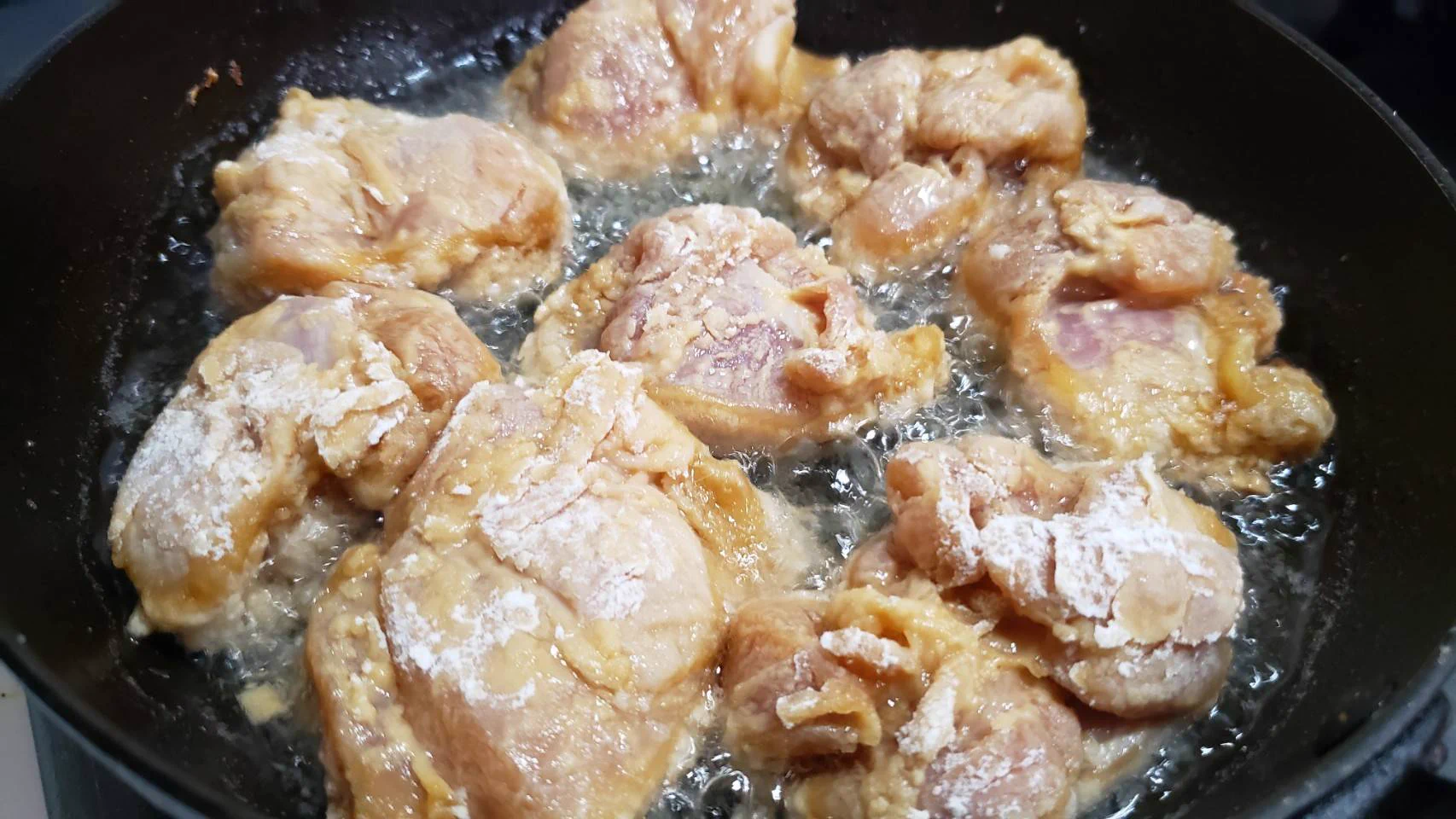 ポイントはあの調味料！レパートリーに加えたい悪魔的美味しさの唐揚げレシピ！