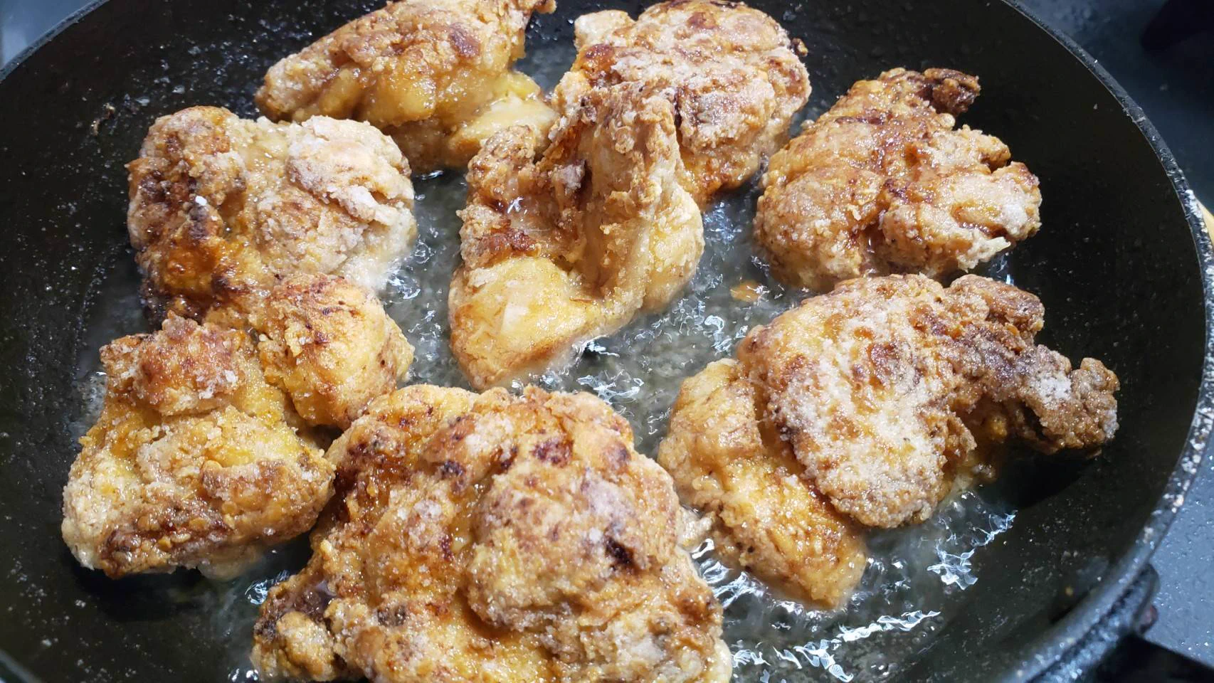 ポイントはあの調味料！レパートリーに加えたい悪魔的美味しさの唐揚げレシピ！