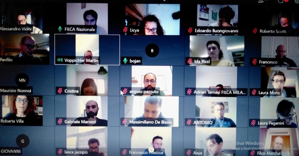 FilcaCisl's tweet photo. La #formazione della Filca prosegue, grazie alla sperimentazione di nuovi strumenti e metodologie. 25 corsisti del Corso lungo nazionale per nuovi dirigenti si sono dati appuntamento con lo staff in un'aula "virtuale". Un segnale di normalità e speranza... #coronavirus https://t.co/TqSey7i1xT