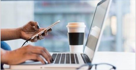 "Wanneer komt mijn klant in aanmerking voor het tijdelijk uitstellen van hypotheekbetalingen?", "Hoe werkt het digitaal ondertekenen van stukken?" Check nu de antwoorden op deze en andere veelgestelde vragen op onze speciale Corona-pagina voor adviseurs: bit.ly/3av71ln