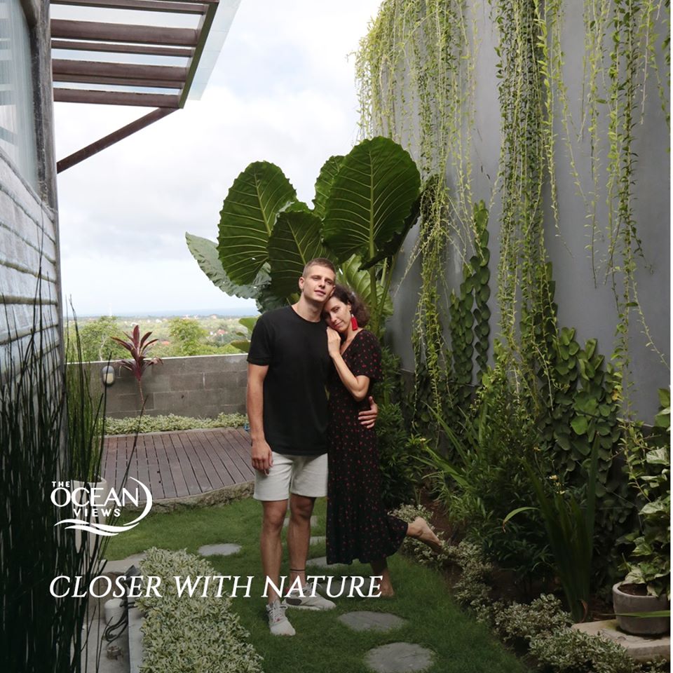 Theoceanviews's tweet photo. From the front yard, living room, master bedroom, till private pool, we provide you warm and togetherness. Spend your investment wisely for your future, only with, #TheOceanViews!β£
Contact us for further infoπ+62816-574-867
#theoceanviewsungasan #propertybali #baliproperty https://t.co/IuB5dLM3KN