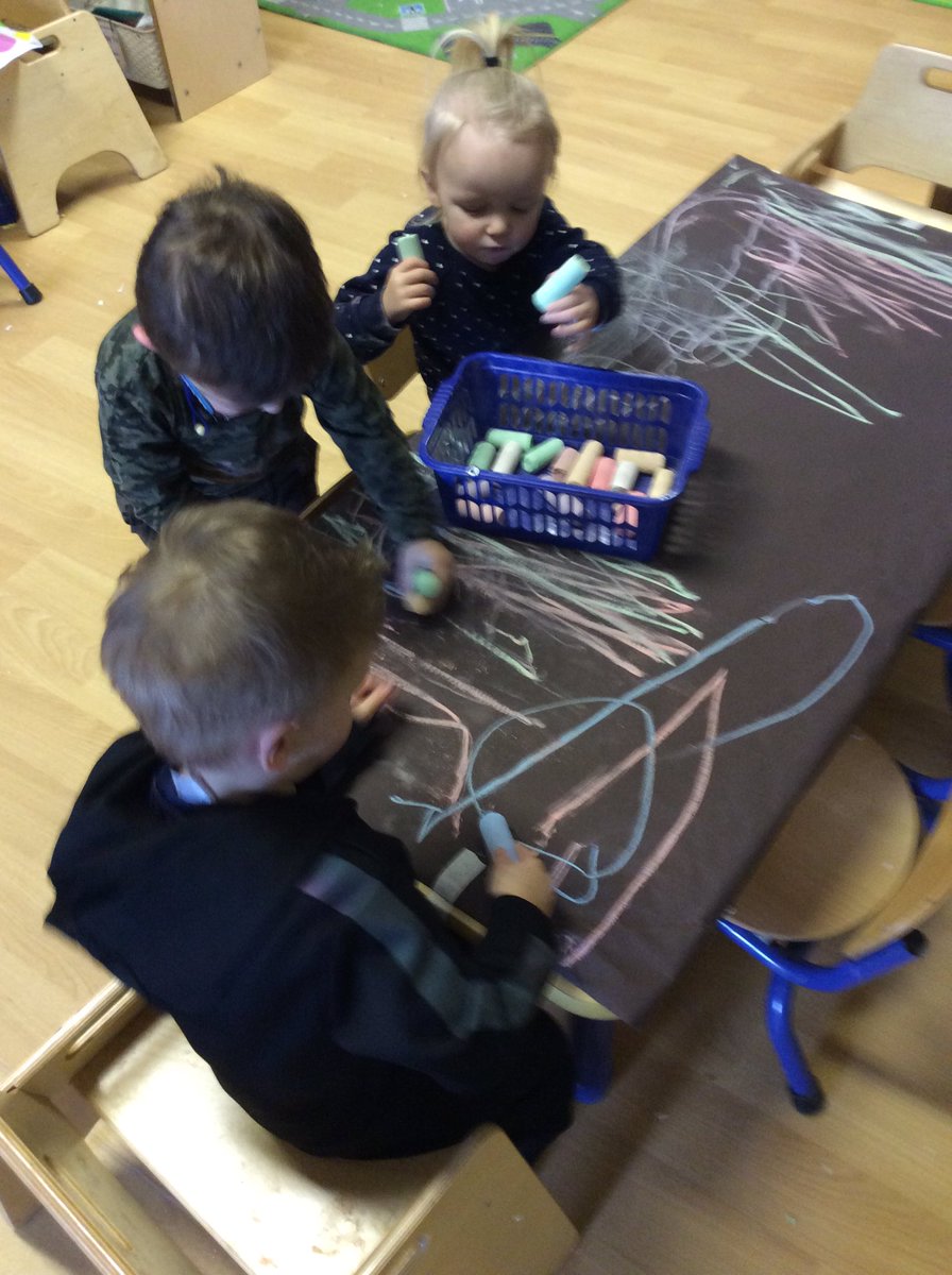 CaterpillarsGPS tweet media