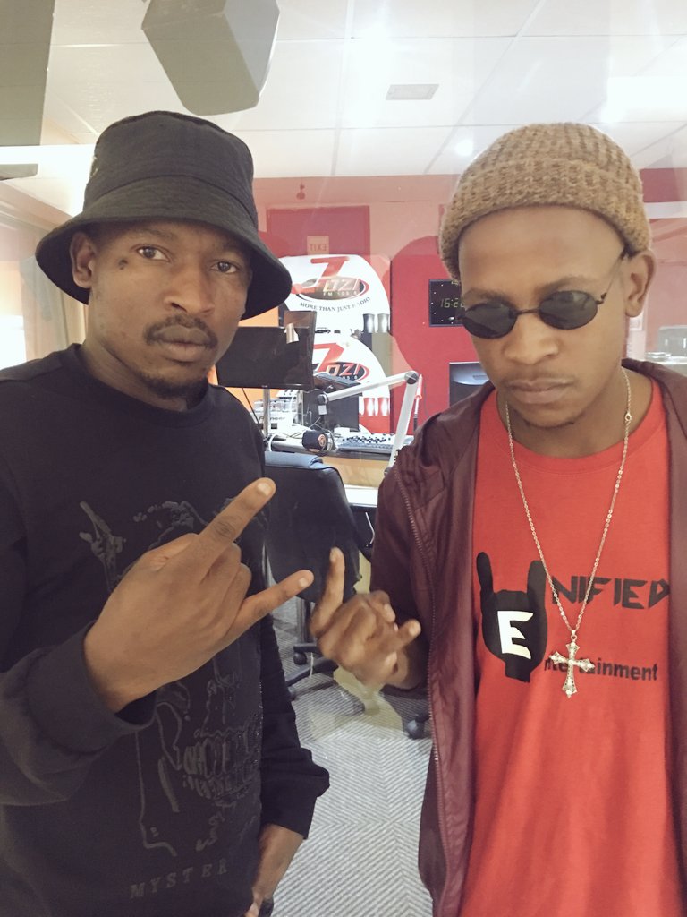 Tumie_Dee1's tweet photo. Ready To Drop New Official Single Soonπ
#Dj PepzDee, Jeezy Fire & Dee The Generalπ€ππ€
#Ramagalela (PianoπΉJocket Mix)
#UnifiedEnterπ€ https://t.co/SKsKYYgdsy