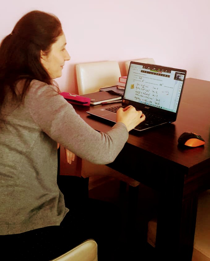 #doğamevimde ile online derslerimiz devam ediyor. Bugün  <a href="/KurtkoyDoga_K/">Kurtköy Doğa Anadolu Lisesi</a> 10.sınıf öğrencilerimiz ile bir araya geldik. #kimyaheryerde <a href="/aligundgdu34/">Ali GÜNDOĞDU</a> @ekremogretmen <a href="/nurhansutlass/">Dr. Nurhan Sütlaş</a> #evdekalTürkiye #HayatEveSığar