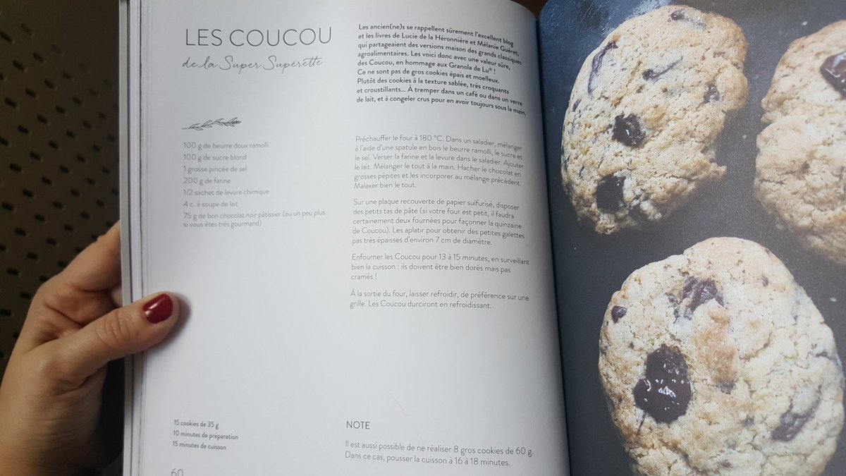 Isa__liT's tweet image. On a besoin d&apos;amusement et de légèreté, je propose donc un #CookieChallenge.
Une recette basique, à faire aujourd&apos;hui ou demain. On verra qui fait les plus beaux (les plus bons ça va être dur de juger 😅).
Ça vous tente? Si oui mettez le # et taguez moi. À vos fourneaux!