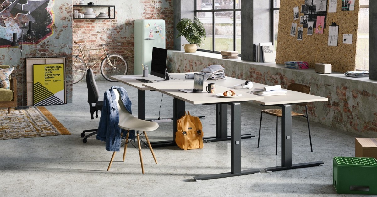 PM_ProjectMeubi's tweet image. Speciaal voor de thuiswerkers heeft Palmberg een actie samengesteld:
Meubilair wordt binnen 10 dagen na ontvangst van de bestelling geleverd en ter plaatse gemonteerd! Daarnaast krijgt u een Bric Box organiser t.w.v. €176,- cadeau!
Voor meer info: 0172-437220