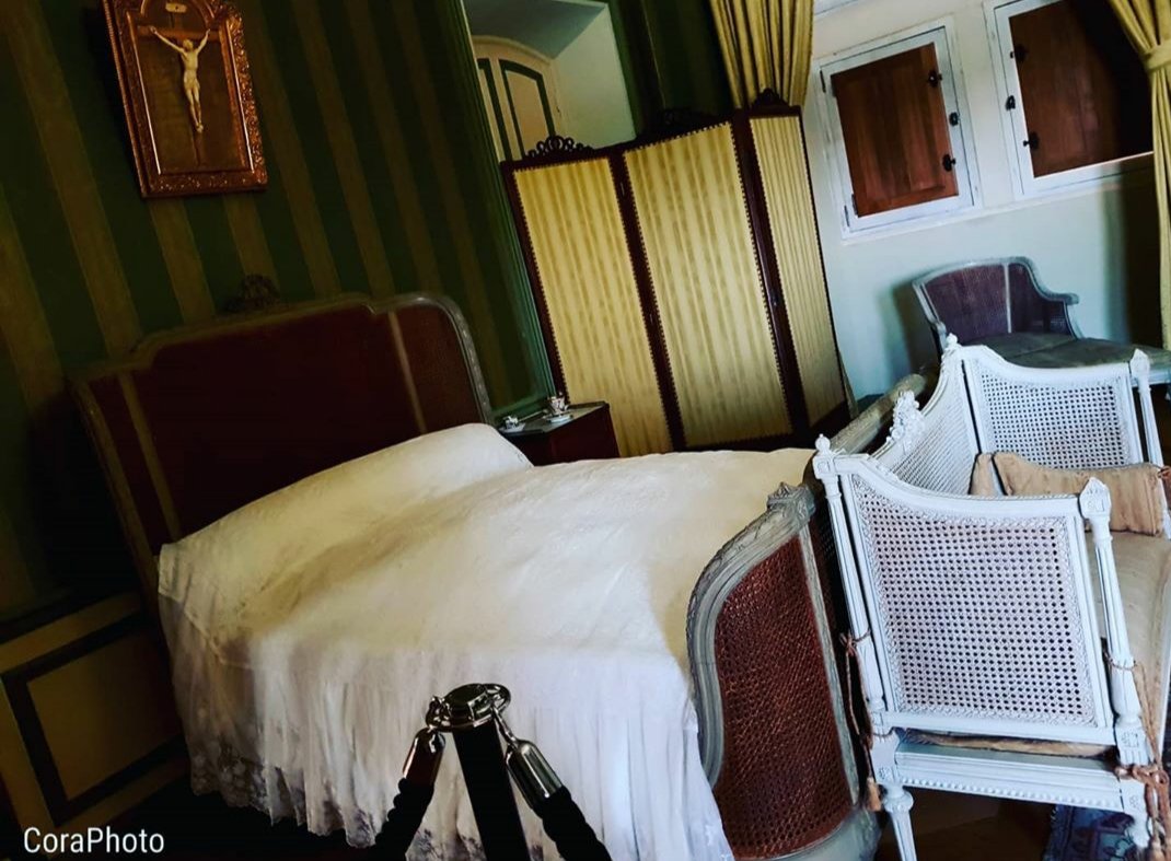 WachslerC's tweet photo. Les chambres du Château de Grignan 😍

Les lieux qui dégagent de l'histoire, j'aime tellement ça ! https://t.co/kz6qarl2Gk