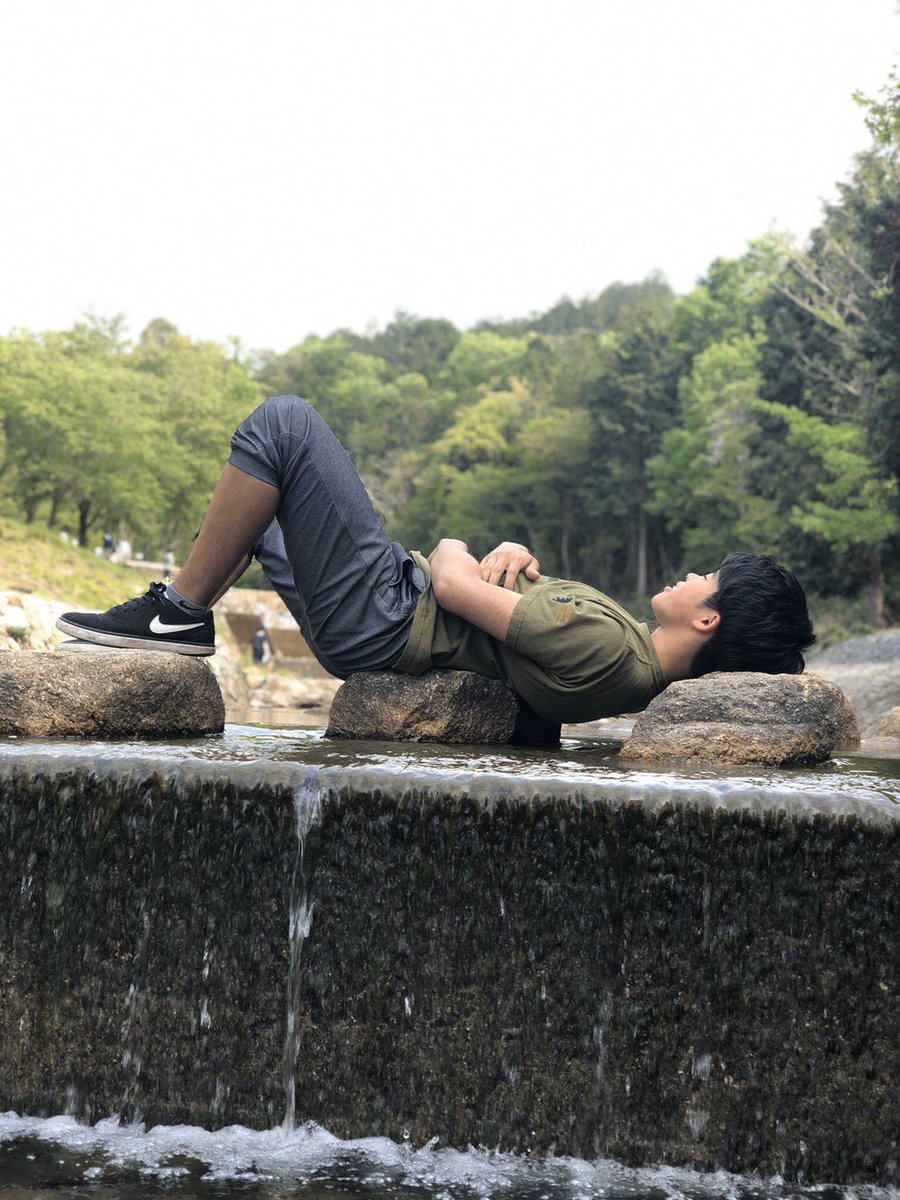 Luceat2012's tweet photo. 【幹部紹介】
Luceatの副会長！
#22  ���江悠斗
Luceatのミスター文武両道📝
将来有望なエリート薬学部生💊
わからない問題があったらいつでも答えてくれる塾講師！
豊富な運動量と堅実な守備が持ち味の
両サイドを駆け抜ける器用なSB！
朝食は毎日バナナ1本を食べるというお猿さん的一面もあるらしい🍌 https://t.co/ofQ4bKFcxb
