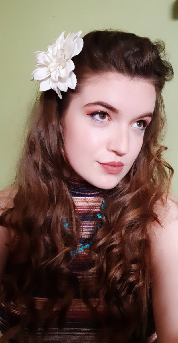 sing_while_in's tweet photo. Today at 1pm I will be uploading onto my FaceBook and Instagram a cover of Moana's 'How Far I'll Go'!
Get your kids to dress up as characters from Moana and sing along! 
#TheLockdown #COVID19 #singalong #childcare #entertainment #Moana #coronavirus #HomeFest #StayAtHome https://t.co/PImFfcrQHm