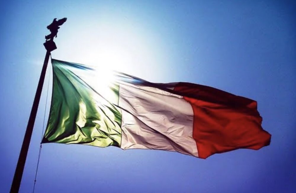 FerriCosimo's tweet photo. Uniamoci a tutti i Sindaci d’Italia per commemorare le vittime del #coronavirus.  

Ed un grazie agli operatori sanitari che stanno affrontando questa emergenza. 
Stringiamoci forte https://t.co/LlFE0mFEg1