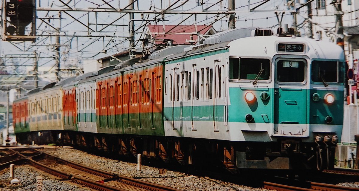 113系にハマってた時に阪和線で113系末期の混色はよく撮影しに行った