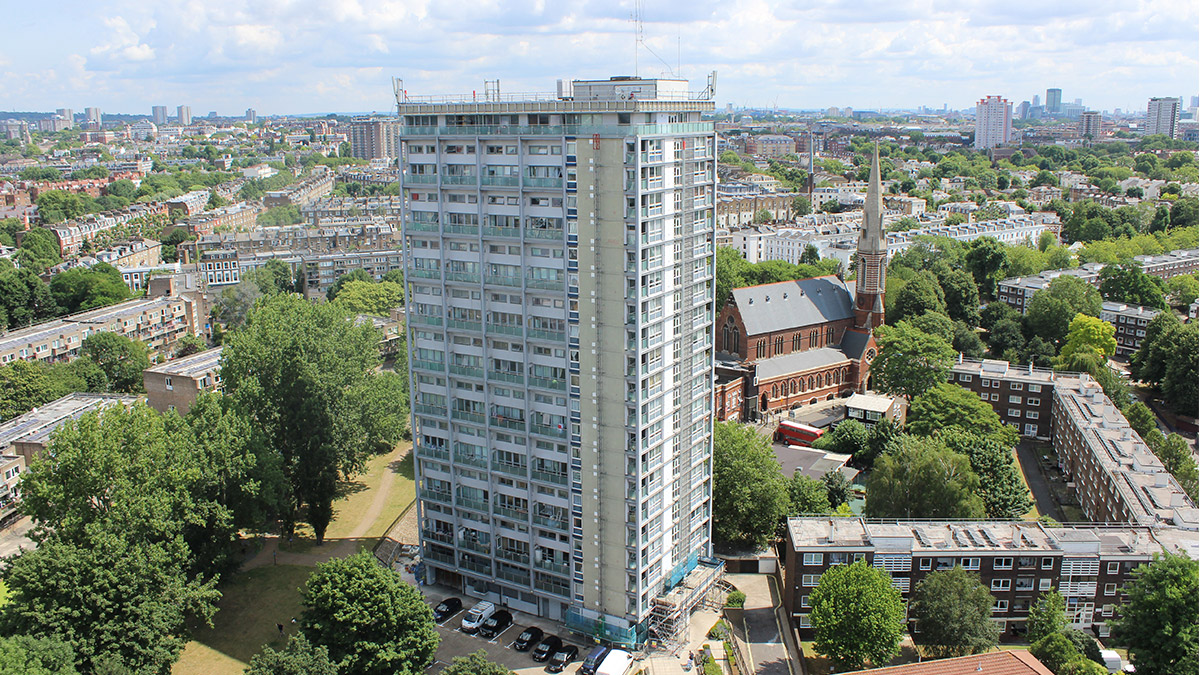 AxisEuropePlc's tweet photo. At @CityWestminster's Little Venice Towers we are installing a new EWI system following our extensive balcony works here. https://t.co/h6EEku5Bcz
#axisprojects #homes https://t.co/7pAaC8DZTm