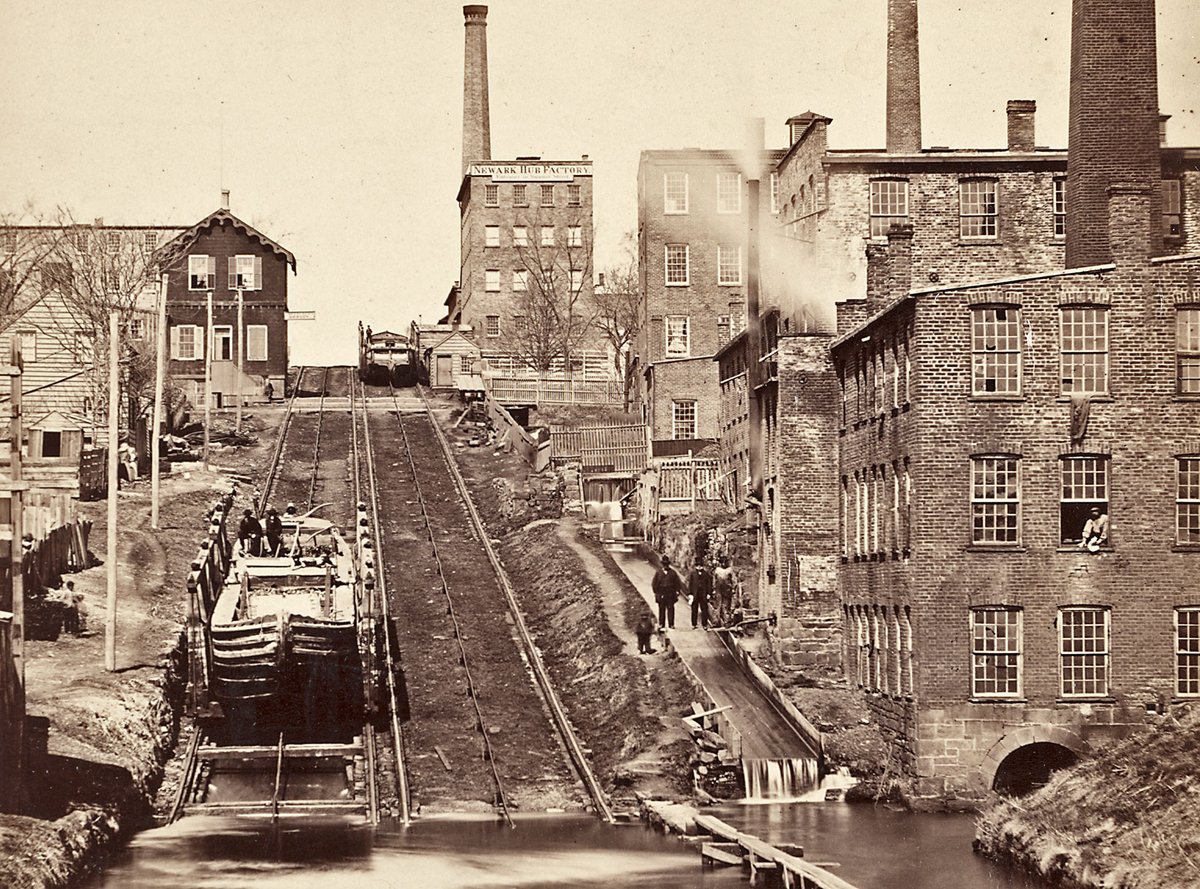 (1/4) Morris & Essex Canal, Plane 12 East, Newark in 1870 (1830-1924)   Plane 12E is the 1st incline from Hudson River. Located on Raymond Bd between Dr M.L.K. Bd and University Av. #funicular  #boatlift  #waterway  #canal  #Morris  #Newark  #NewJersey  @RonaldLRice  @BntnHistSoc