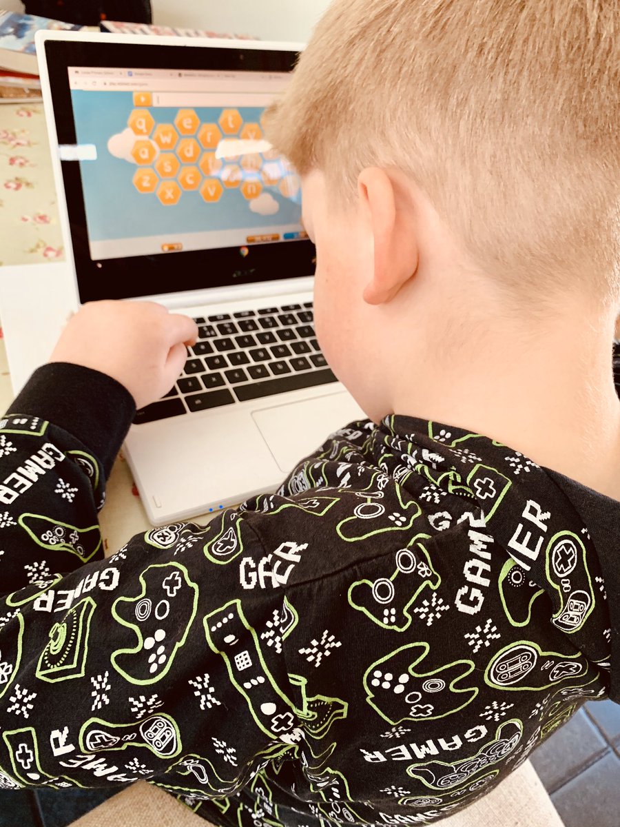 HStaciea's tweet photo. @LoosePrimary Harry working hard to improve his spelling shed score! https://t.co/WGI9Gk3ANF