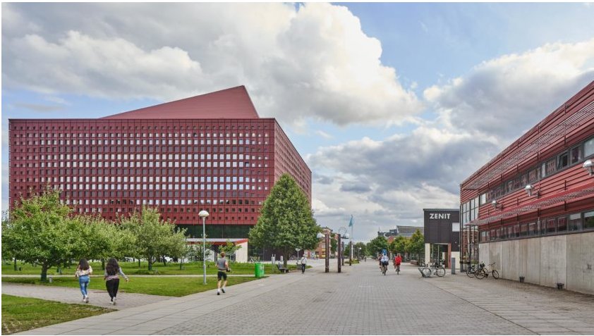 whitearkitekter's tweet image. Hurra! Vårt projekt Studenthuset Campus Valla vid @liu_universitet är Årets Bygge 2020! Vi är så glada och stolta över att Studenthuset får denna fina utmärkelse och samarbetet med @akademiskahus och @Peab_AB.  

whitearkitekter.com/se/news/studen…