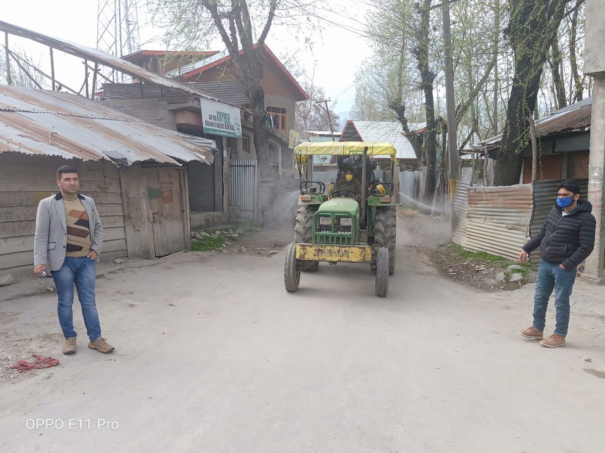 Team Municipal Council Ganderbal under the chairmanship of President MC Ganderbal launches fumigation, Sansitization drive at Kujar Gadoora area of Ganderbal