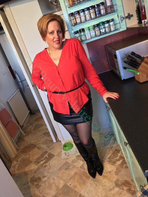 I thought I'd pass my time on lockdown by shooting some little videos on my new YouTube channel so make<a href="/tag/lingerie"class="tags"><span>#lingerie</span></a><a href="/tag/office"class="tags"><span>#office</span></a><a href="/tag/fishnet"class="tags"><span>#fishnet</span></a><a href="/tag/secretary"class="tags"><span>#secretary</span></a><a href="/tag/holdups"class="tags"><span>#holdups</span></a>