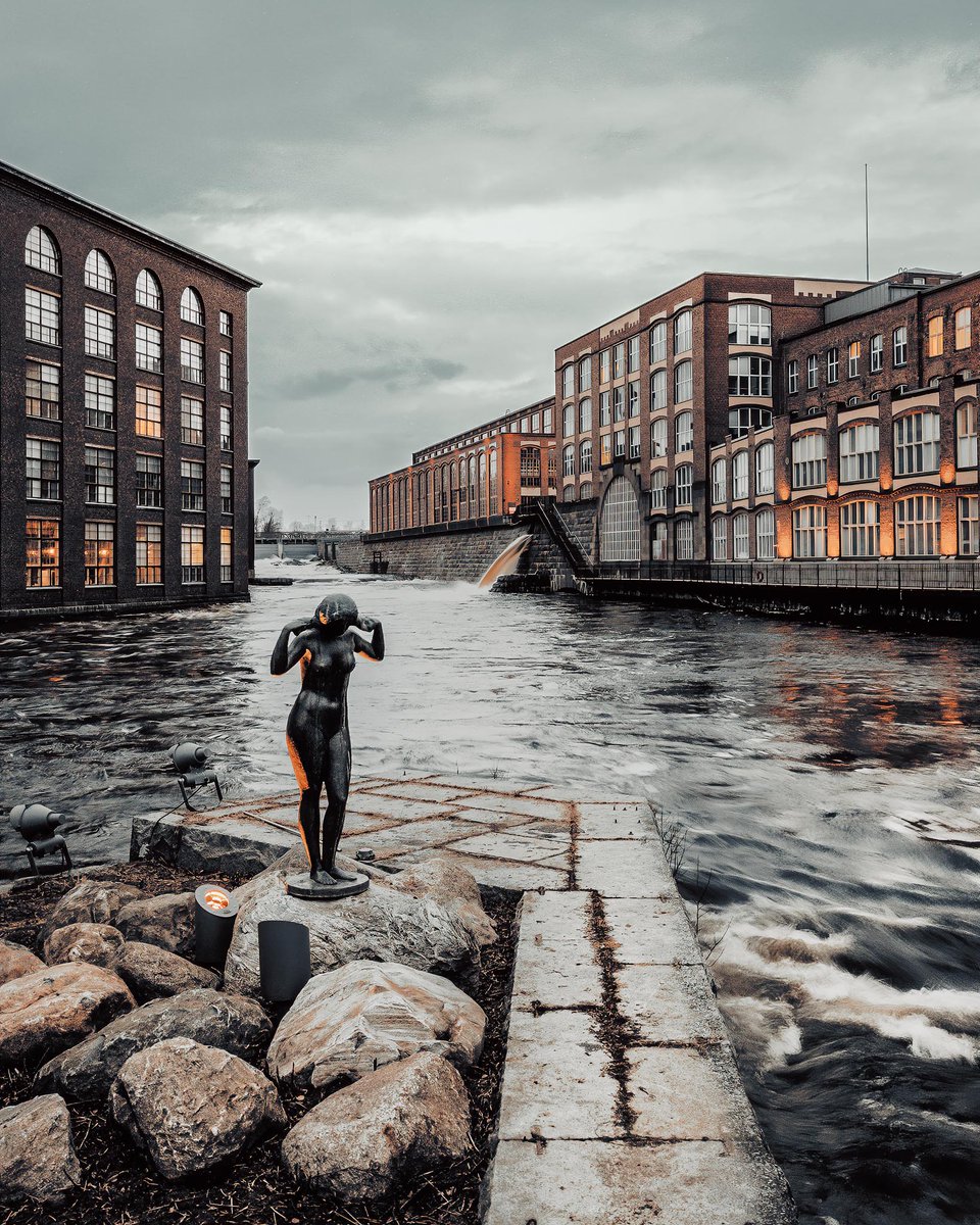 VisitTampere's tweet photo. The streets of #Tampere are empty but still so beautiful ❤️. Enjoy the amazing photos by Jussi Pennanen/Tampere Taivaalta!
Instagram: @tamperetaivaalta
© Jussi Pennanen 
#VisitTampere #OurFinland #DiscoverFinland https://t.co/K9cNb4hpl2