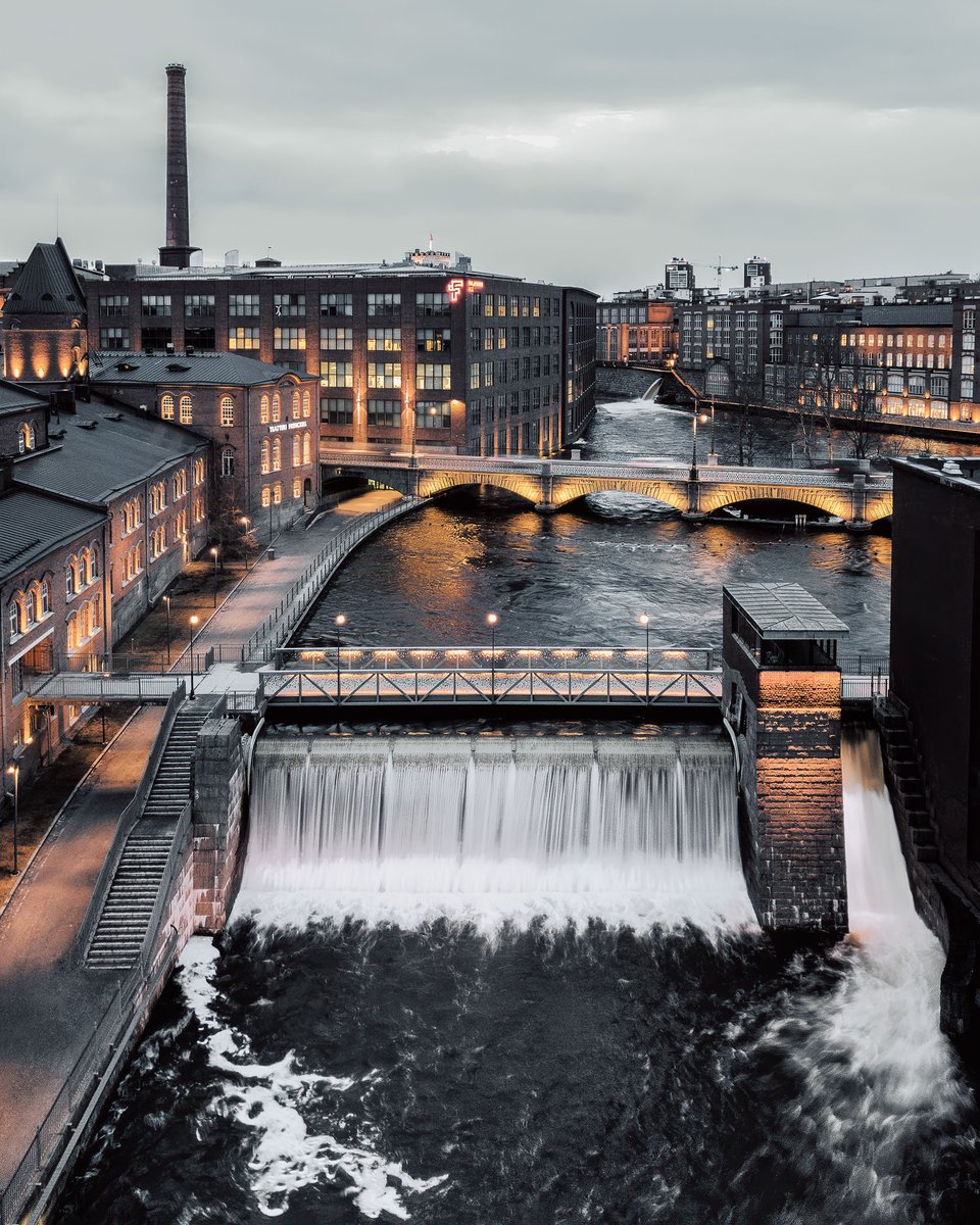 VisitTampere's tweet photo. The streets of #Tampere are empty but still so beautiful ❤️. Enjoy the amazing photos by Jussi Pennanen/Tampere Taivaalta!
Instagram: @tamperetaivaalta
© Jussi Pennanen 
#VisitTampere #OurFinland #DiscoverFinland https://t.co/K9cNb4hpl2