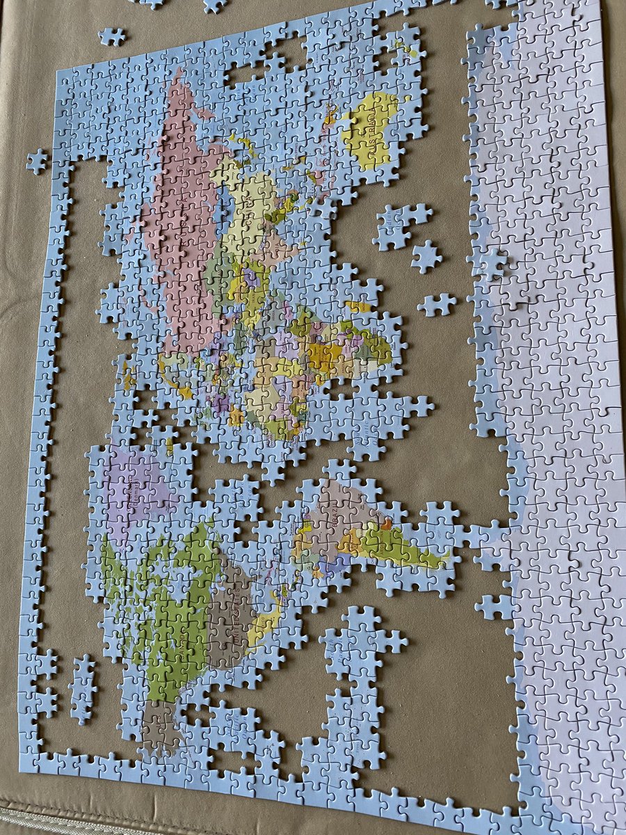 Geog_MissC's tweet photo. Even when I’m not planning work for online learning, I’m still doing Geography #Breaktime https://t.co/oqsQmOWDx3