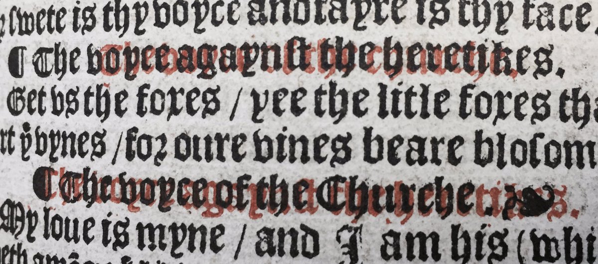 UofGlasgowASC's tweet image. A great #TypeTuesday: “The voyce of the Churche” &amp;amp; “The voyce agaynst the heretikes” was mistakenly transposed in printing the red rubrics of this 1537 Bible. The error corrected by over-printing in black eleanor.lib.gla.ac.uk/record=b1642178 #PrintFail #PrintingError #UofGlasgowASCfromHome