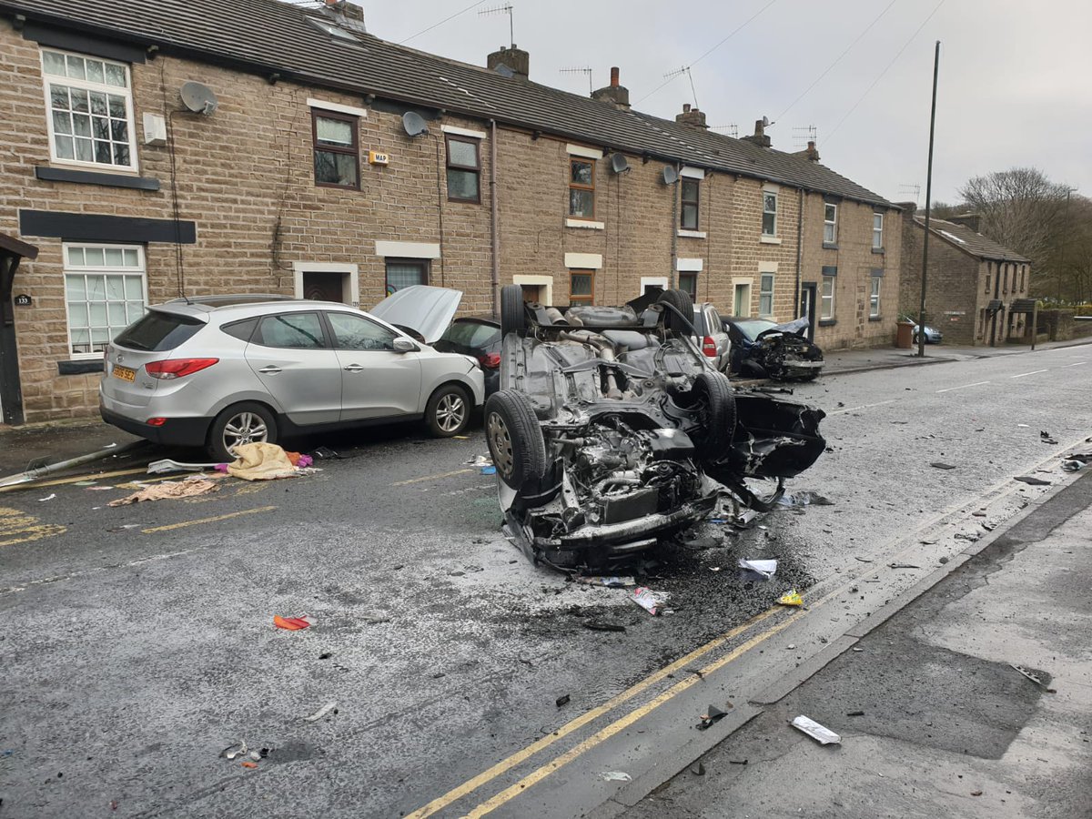 DerbyshireRPU's tweet photo. Glossop. 5 vehicle collision - 1 vehicle into 4 parked vehicles. Driver taken to hospital with serious but not life threatening injuries. Recovery almost complete. Any witnesses please call 101 or message @DerPolContact. #DriveToArrive #HighPeak #Traffic https://t.co/xHGU04QFC1