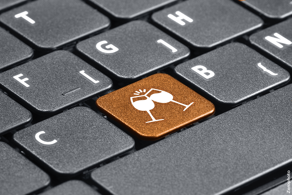 En ces temps particuliers, toute l’équipe <a href="/EMBIX4Cities/">EMBIX</a> reste soudée. Chacun chez soi mais toujours dans la bonne humeur grâce à des réunions virtuelles, des pauses cafés digitales et des e-apéros.

Et vous, comment gardez-vous le lien avec vos collègues ?

#Restezchezvous