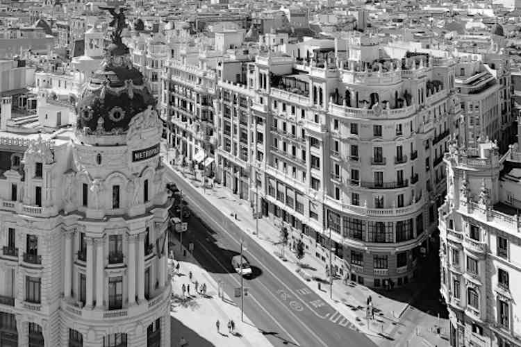 Madri+d (@madrimasd) on Twitter photo La <a href="/ComunidadMadrid/">Comunidad de Madrid</a> impulsa el hackathon virtual #MadridVenceAlVirus con el objetivo de compartir experiencias y conocimientos que ayuden a superar la crisis de la #COVID19.
Visita #Notiweb para informarte sobre todos los detalles:
👉madrimasd.org/notiweb/notici…
#VenceAlVirus La <a href="/ComunidadMadrid/">Comunidad de Madrid</a> impulsa el hackathon virtual #MadridVenceAlVirus con el objetivo de compartir experiencias y conocimientos que ayuden a superar la crisis de la #COVID19.
Visita #Notiweb para informarte sobre todos los detalles:
👉madrimasd.org/notiweb/notici…
#VenceAlVirus