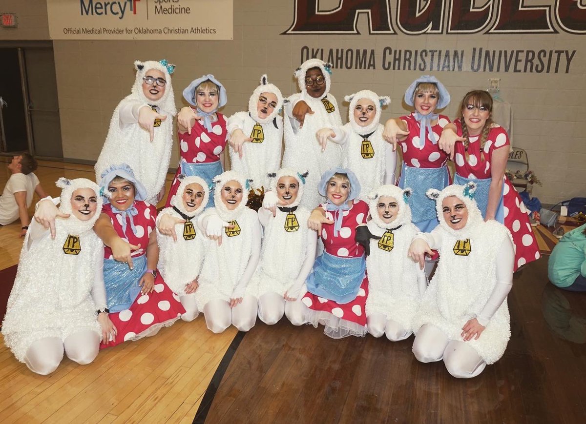 WE LOVE OUR SENIORS!!! This year didn’t end at all how we would have expected. Feeling like we didn’t get to say goodbye to our sisters. Seniors, we pray for this next step in your lives and we can’t wait to see what amazing things you all will do! Gamma will miss you. 💙🌈