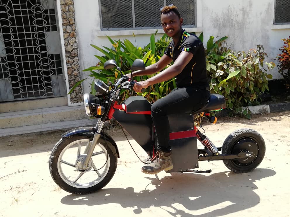 Kevy_Even's tweet image. I jus Flipped a switch!
#XBIKE
#MK1