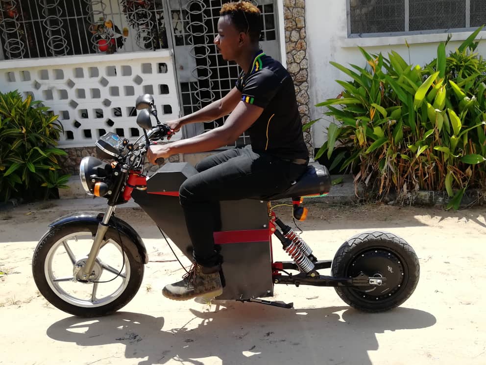 Kevy_Even's tweet image. I jus Flipped a switch!
#XBIKE
#MK1