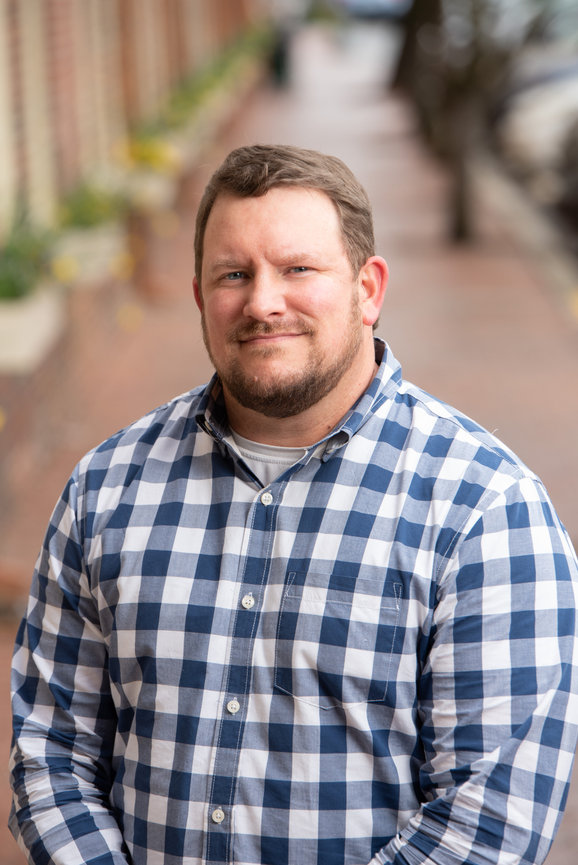 PalletAlliance's tweet photo. Meet Mike Oakley, @PalletAlliance design &amp; implementation specialist. W/ 20+ years experience in inventory control, material procurement, pallet construction &amp; program dev, Mike's well versed in understanding customers’ needs &amp; ensuring product designs meet plant specifications. https://t.co/FAiNPyxW41