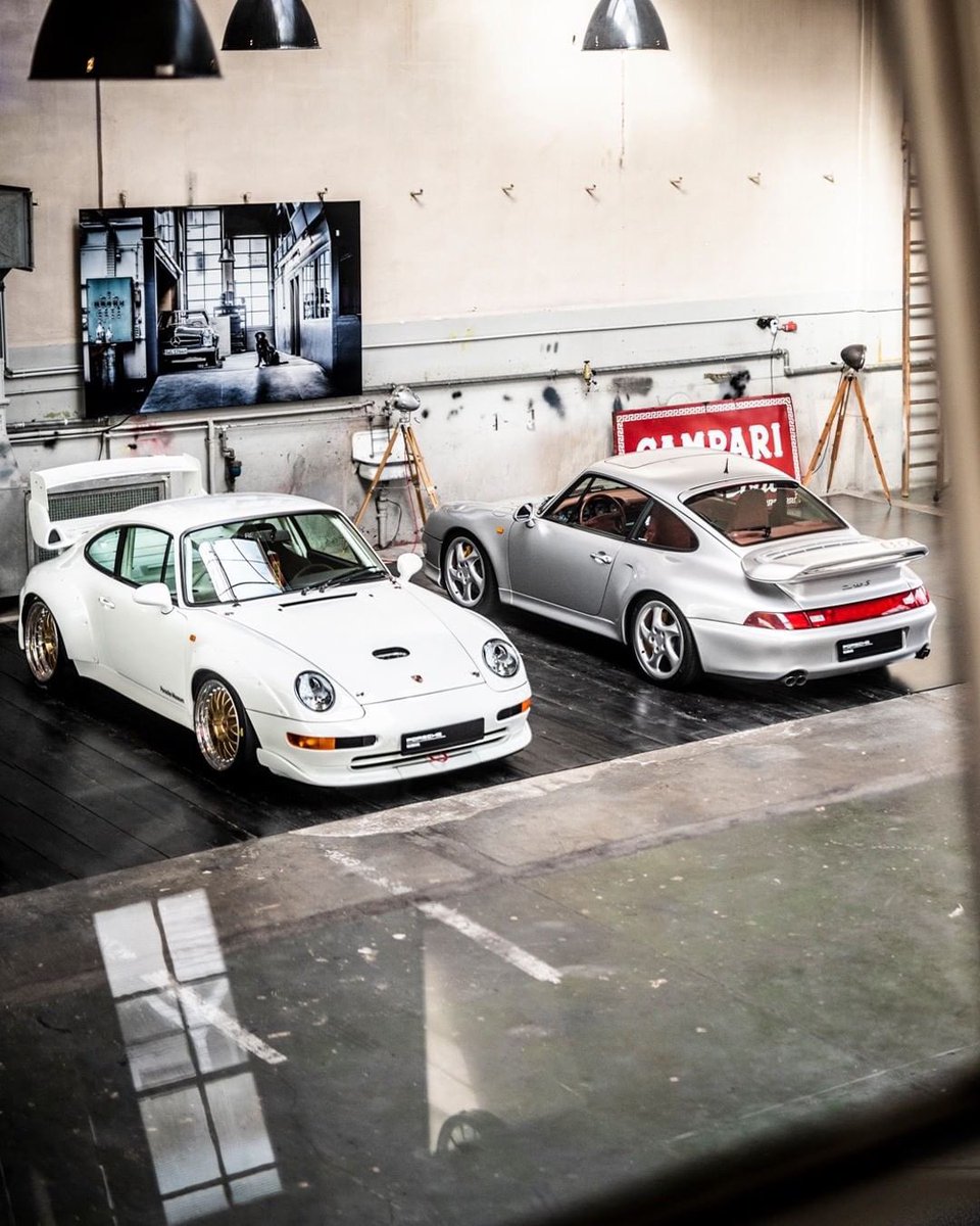 Porsche911UK's tweet photo. Generation #Porsche993
Possibly pinnacle of the #Porsche911
Certainly the best looking
๐ท @remidargegenphotographies
All Star line up ๐ซ
#993GT3 #993TurboS
#PorscheArcticSilver
#porsche911uk #911uk ๐ฏ https://t.co/mrZGI89XWY