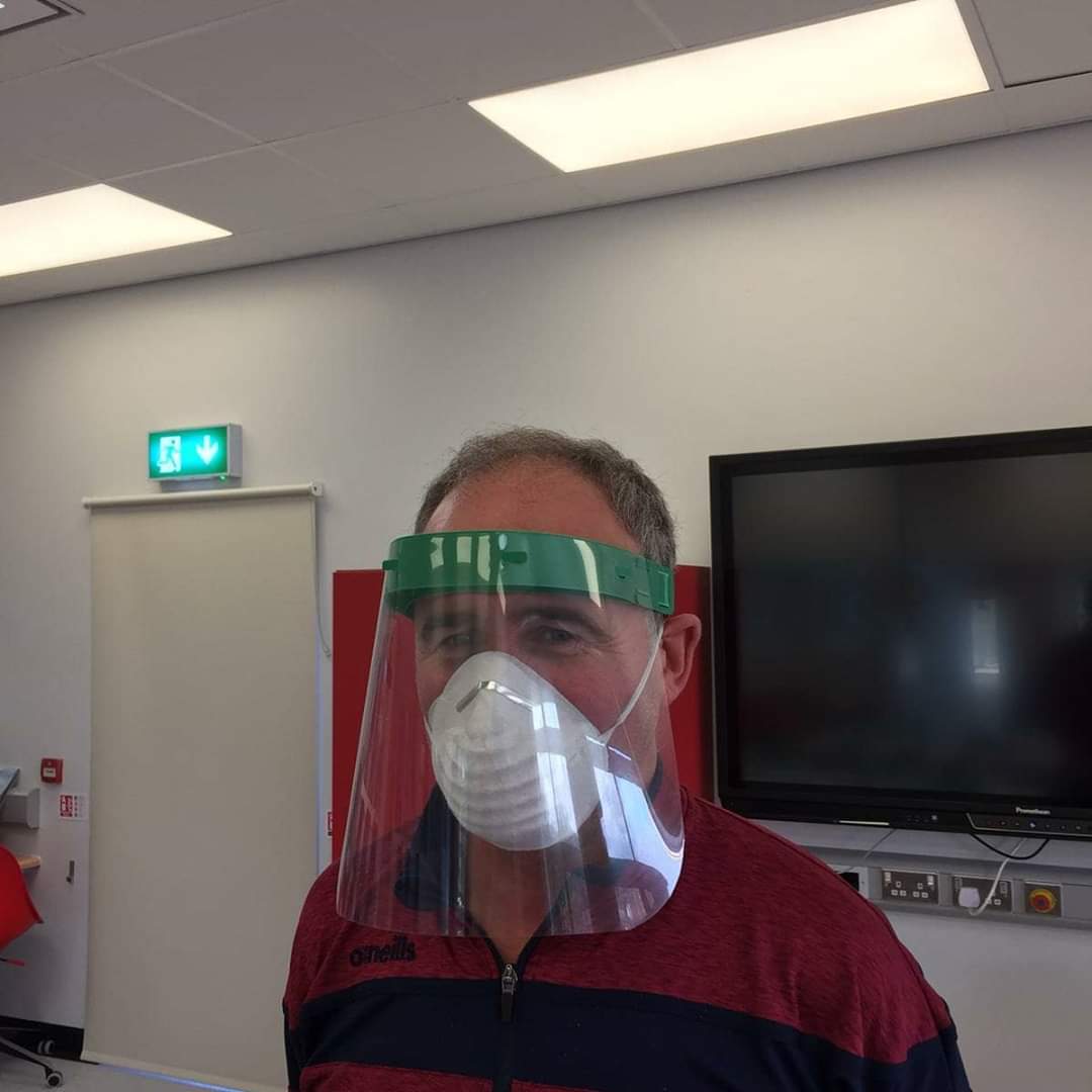 OLSNewry's tweet image. 50 visors now complete and delivered to Daisy Hill Hospital.
Thank you so much our Head of Design &amp;amp; Technology, Mr Hackett and Caretaker Mr Cathal McAleenan for all your hard work today. @SouthernHSCT @SAVEDAISYHILL @newryreporter @BBCNewsNI  @Campbell_Cormac @ErrigalCiaran1