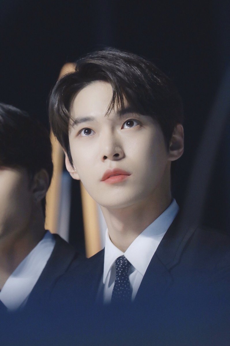 morethenforu's tweet photo. #nct127 #도영 #DOYOUNG 

#만우절 #Aprilfoolsday 
🥰🐰🥰 https://t.co/ttSJdqm1ii