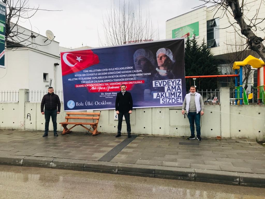 ismakgul14's tweet photo. Genel Başkanımızın Selamlarını tüm sağlık çalışanlarımıza ilettik. #EvdeyizAmaAklımızSizde @sinanates16 @askindincertr https://t.co/N5MEVfEZEn