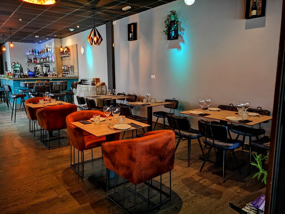 Rogue_kitchen's tweet photo. NUEVO Restaurante "ROGUE KITCHEN" en Cabo Roig https://t.co/Wsv5iurScH