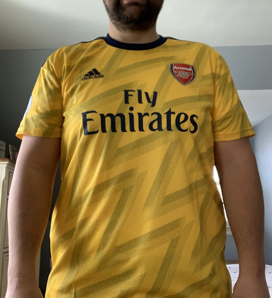 GoodCutlet's tweet photo. Day 1: start off with @Arsenal’s away kit from this season. Got @kierantierney1’s name/#, as he’s a great young defender, and “Tierney” is also my mother’s maiden name. #SickKitChallenge @adidas #BruisedBanana https://t.co/mVxt0cS80b