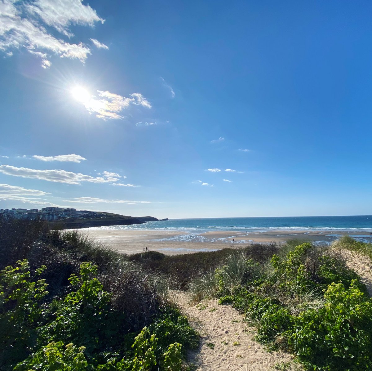 A Tuesday vibe.
#FistralBeach #Newquay @Fistralbeach <a href="/Tourism_Newquay/">Visit Newquay</a> <a href="/BIDNewquay/">Newquay BID</a> <a href="/Visit_Newquay/">Newquay</a> #FistralBeachHotel