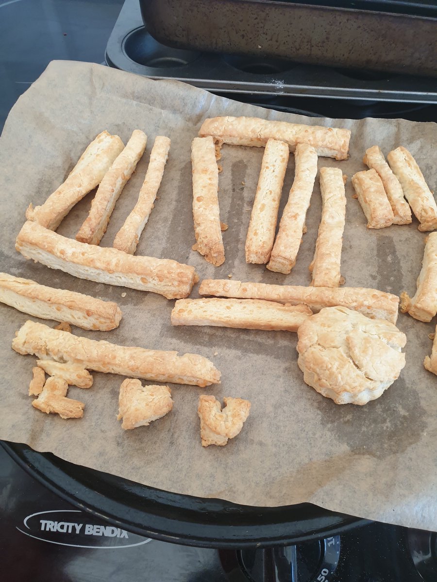 BremnerHayley's tweet photo. @LavenhamPrimary Bethany has been busy making cheesestraws this afternoon after the fab lesson from Chef Goulding and Ava Monday afternoon 👩‍🍳 https://t.co/7Eykcy8rzf