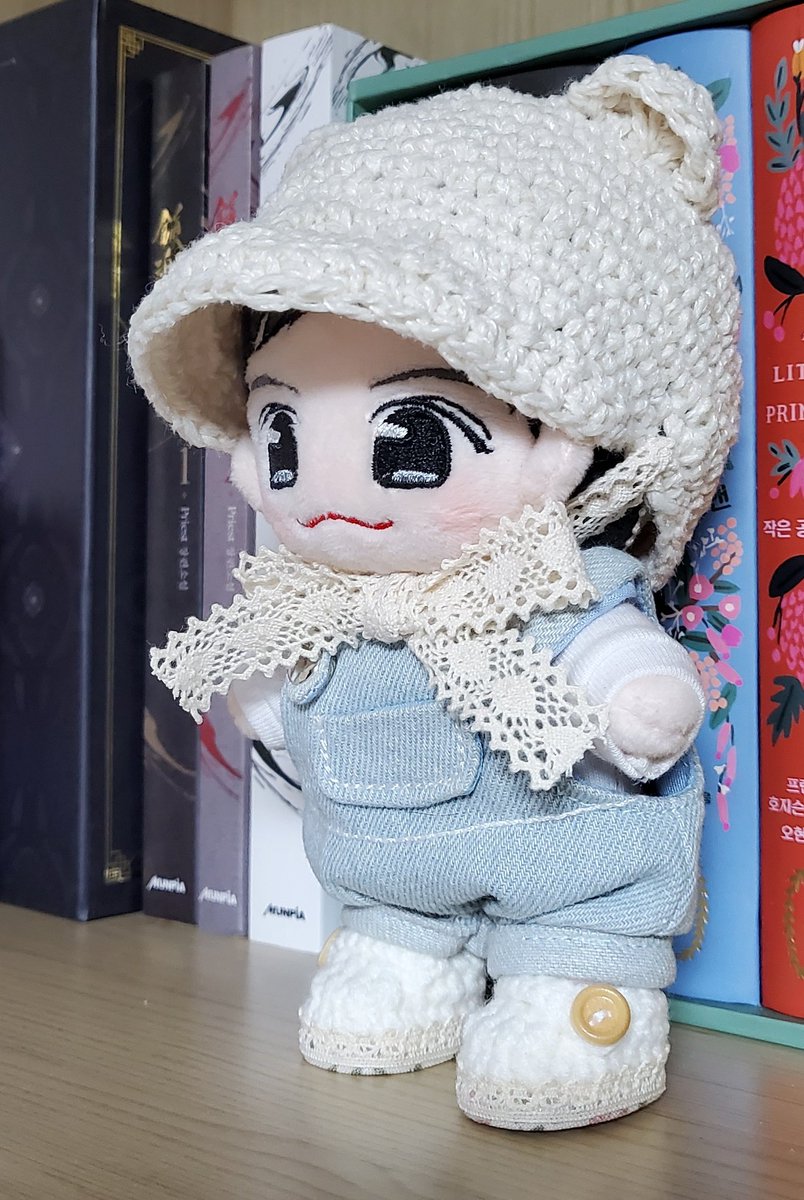 domossi1004_som's tweet photo. 아감이 머리 쟈가서 모자가 커. 그치망 어먀가 귀엽다구 해쯔니 오케임미댜.

#솜뭉치육아일기 #아기감자 https://t.co/J57CU83psH