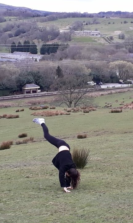KarenBurnsGP's tweet photo. Loving my family #DailyExercise My #grumpyteenager has become a child again, doing cartwheels in the #countryside https://t.co/DwkAJ4kykd